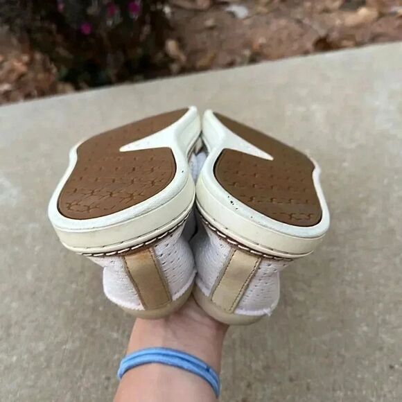 Ugg Women's Sammy Slip Ons - Picture 7 of 14